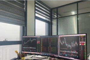 第一次发帖 来个炒单实盘